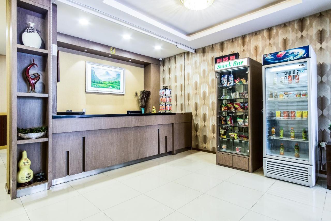 Oyo 279 Deli Homestay Medan Eksteriør billede